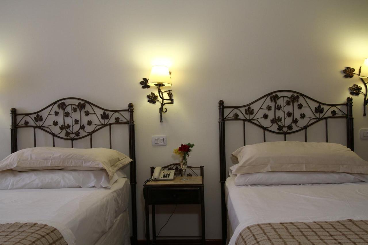 Hotel Asturias กาฟายาเต ภายนอก รูปภาพ